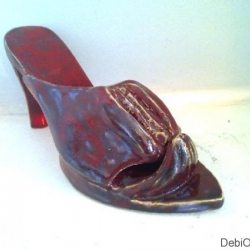 fuck-me-shoes-vagina-tongue-art-sculpture