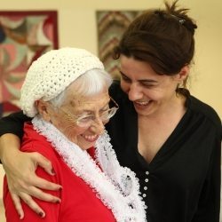 shoshana-and-galit