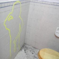 boy-peeing-in-toilet
